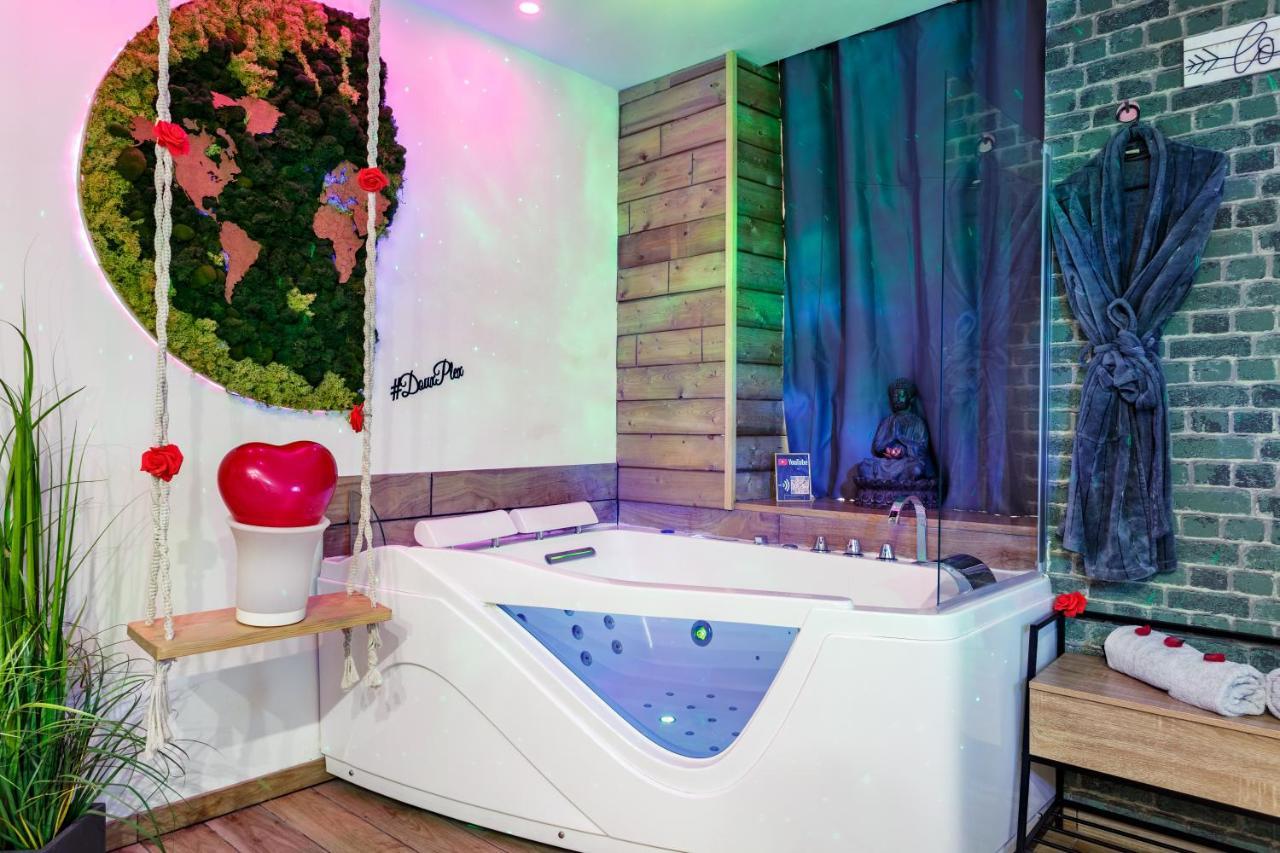 Eden Spa Et Cinema Brie-Comte-Robert Bagian luar foto