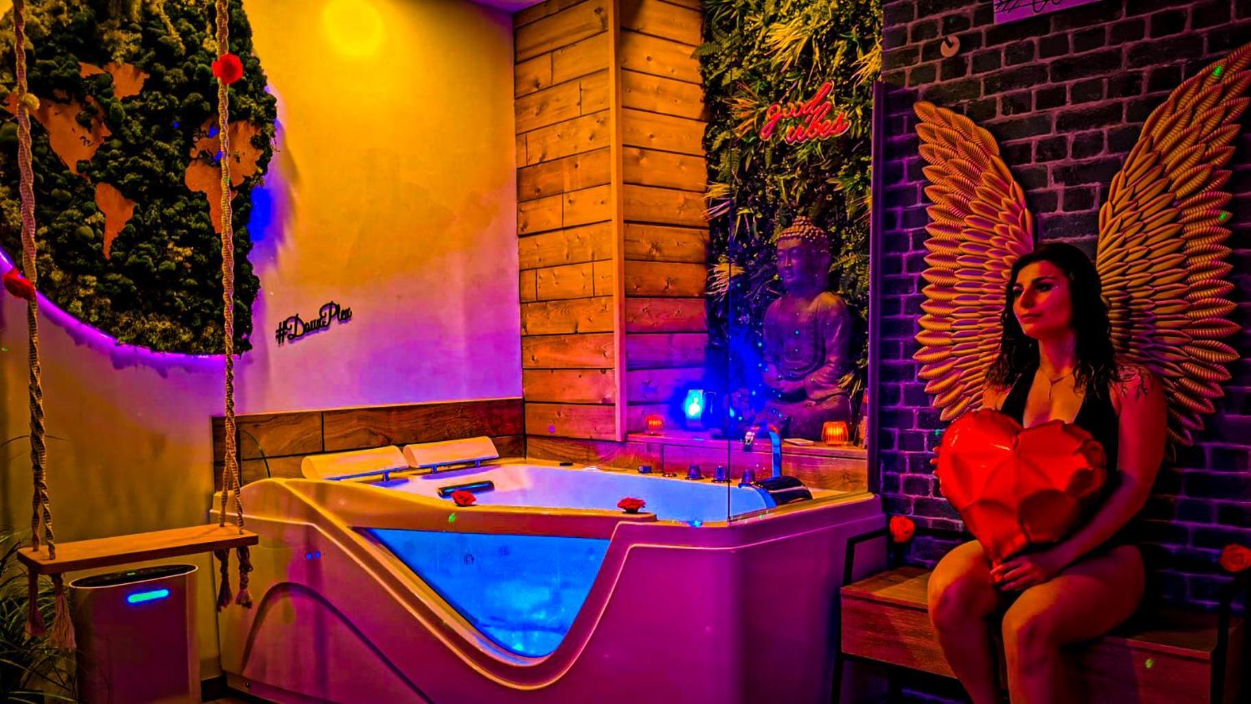 Eden Spa Et Cinema Brie-Comte-Robert Bagian luar foto